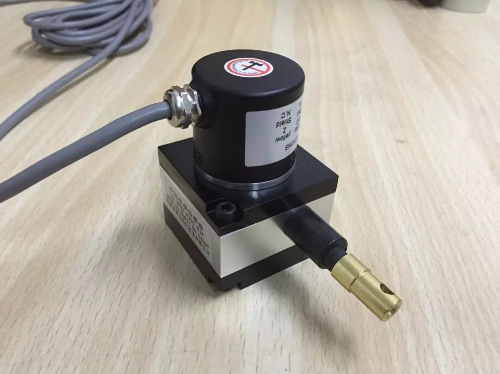 �Ƿ�����λ�Ƃ������L������̖�ĽӾ���ʽ